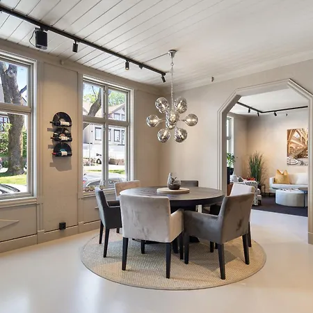 Stylish In The Heart Of *