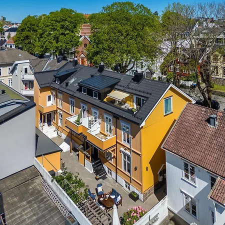 Stylish In The Heart Of Lägenhet *